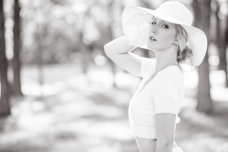 Female model photo shoot of Madilyn Elyse in Sterling Heights