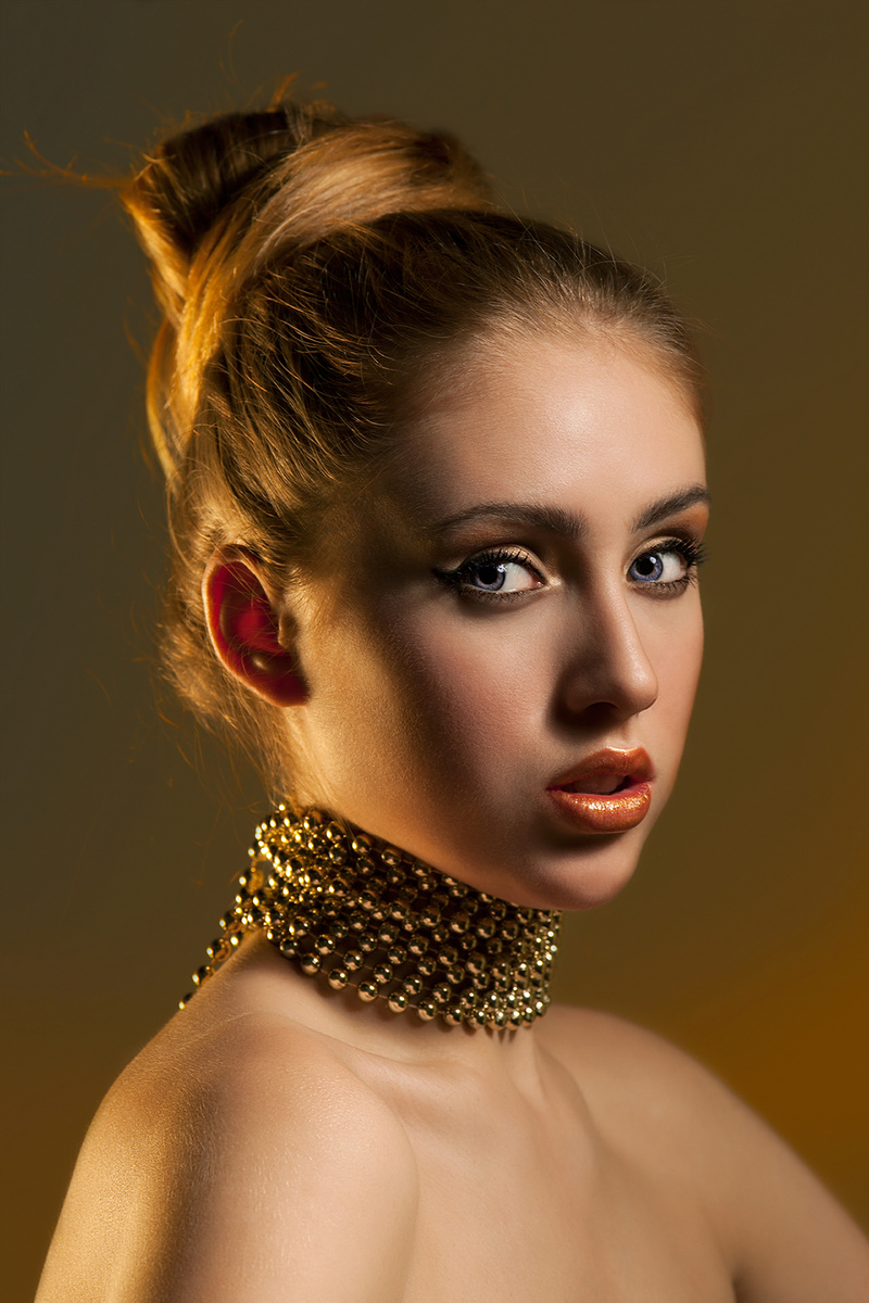 Female model photo shoot of A-R-Y Retouch by Smoshkov