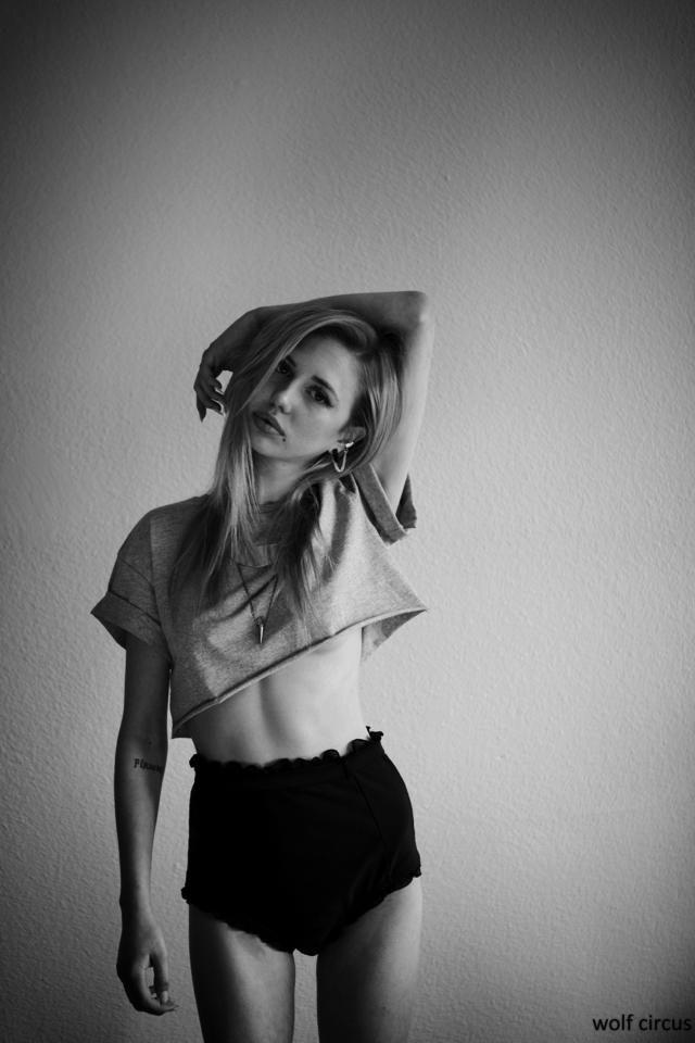 Female model photo shoot of Cassidy Alexa