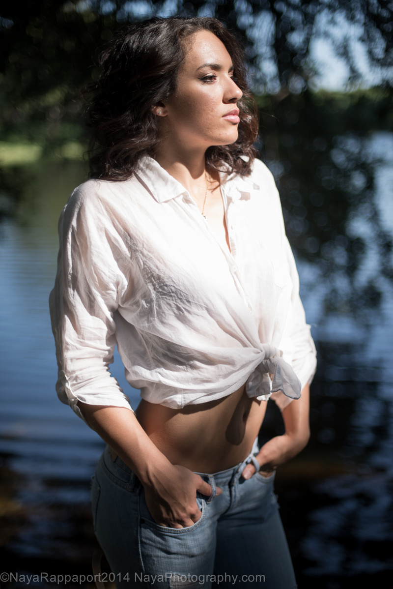 Female model photo shoot of Alyssa Lopez 