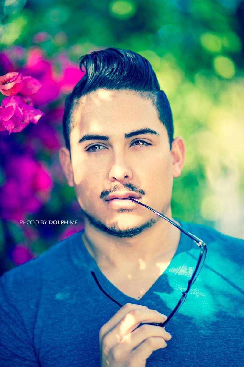 Male model photo shoot of Matthew Rubio