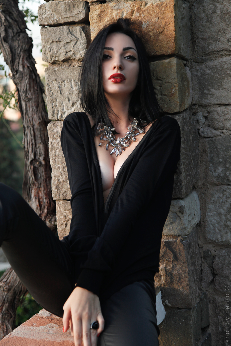 Female model photo shoot of Kseniya Model