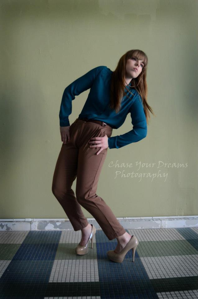 Female model photo shoot of rochellelynn