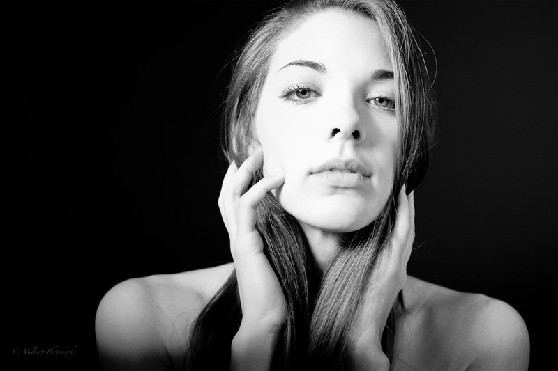 Female model photo shoot of Nichole Dorontich by Millsapp Media