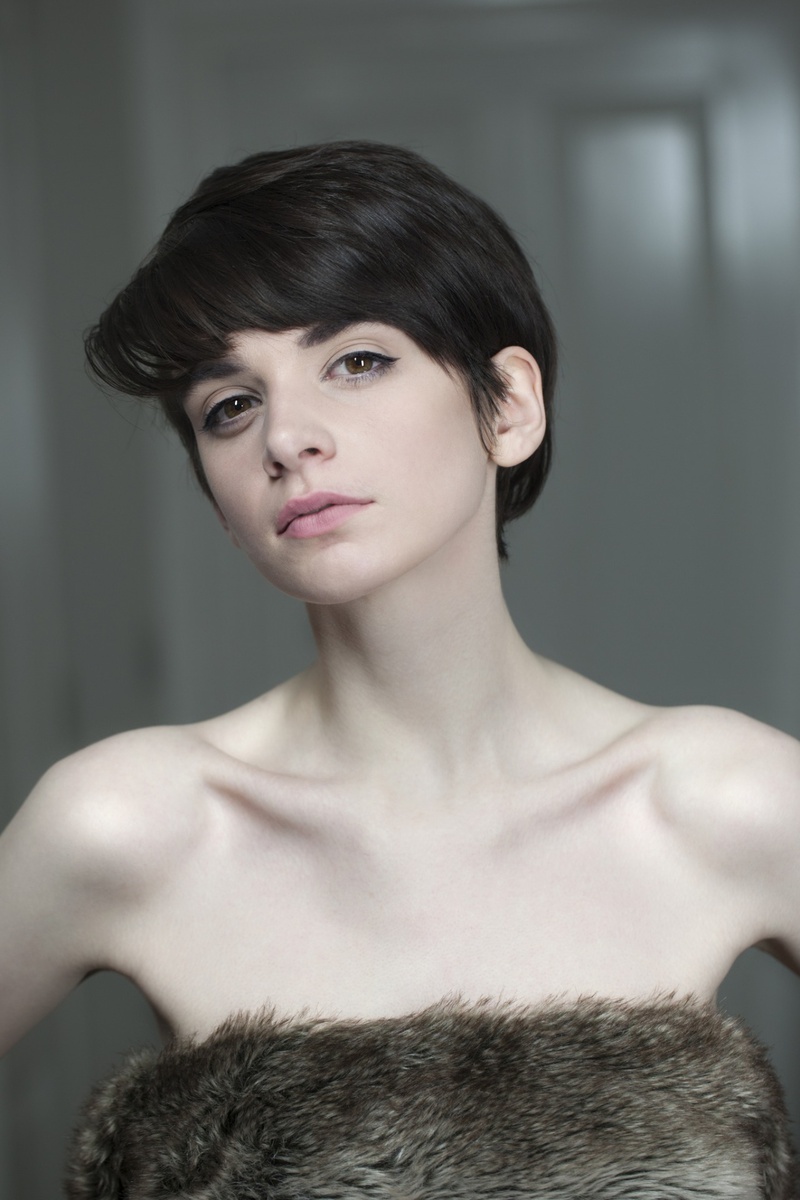 Female model photo shoot of Ella Cronin
