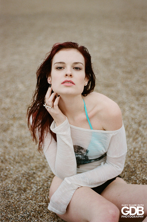 Female model photo shoot of Abigail Thomas 