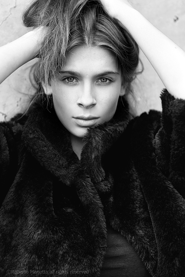 Female model photo shoot of SilviaGurgone by Roberto Manetta