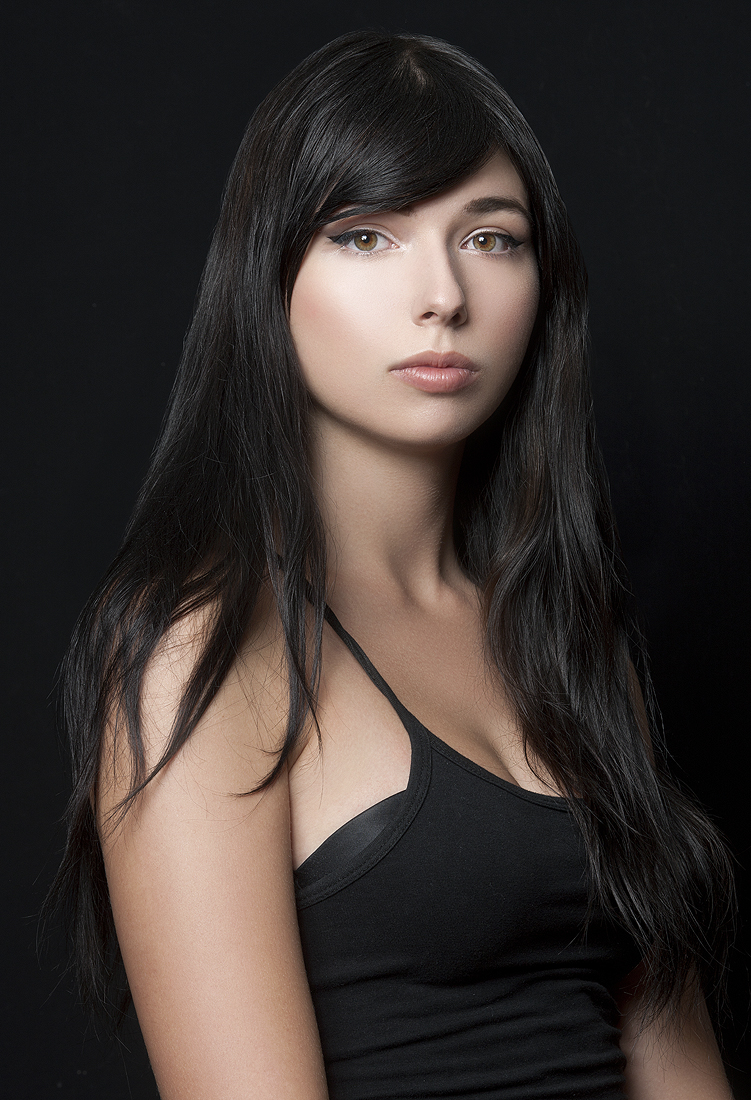 Female model photo shoot of Kateryna.