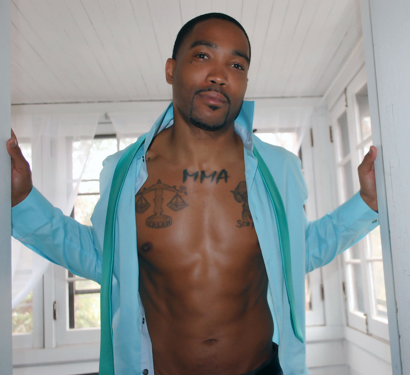 Male model photo shoot of Rickiereign