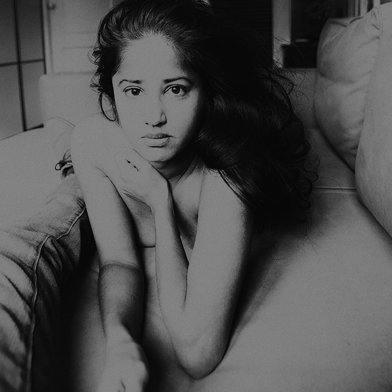 Female model photo shoot of Reshma