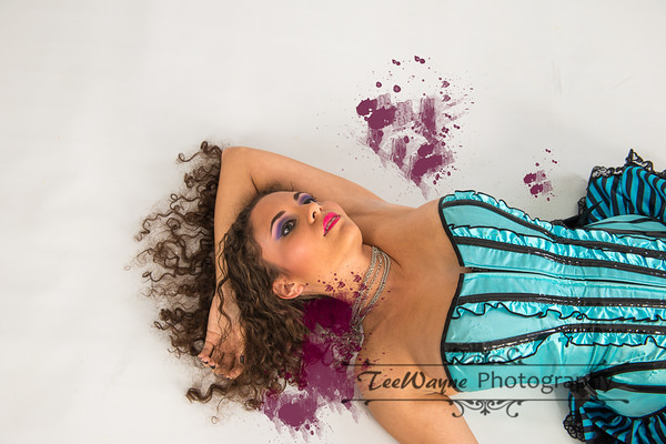 Female model photo shoot of Nikki7Harris in TeeWayne Photography