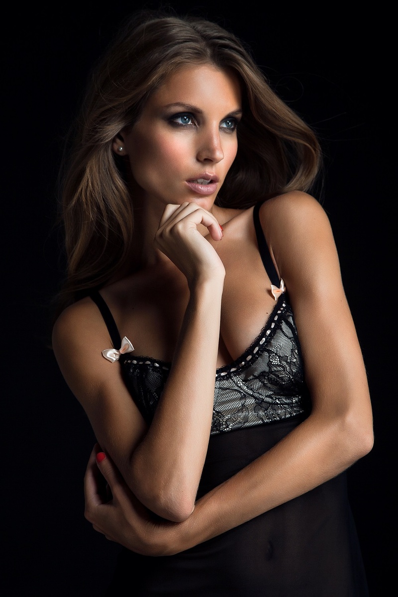 Female model photo shoot of petacek