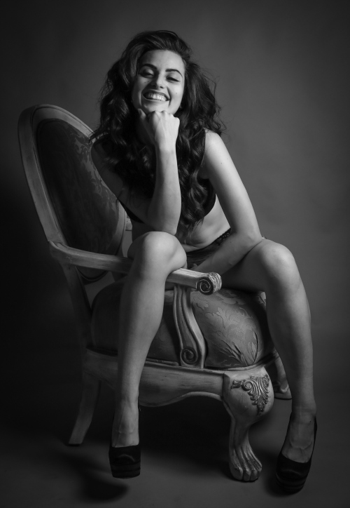 Female model photo shoot of Jasmine Nicole Flores