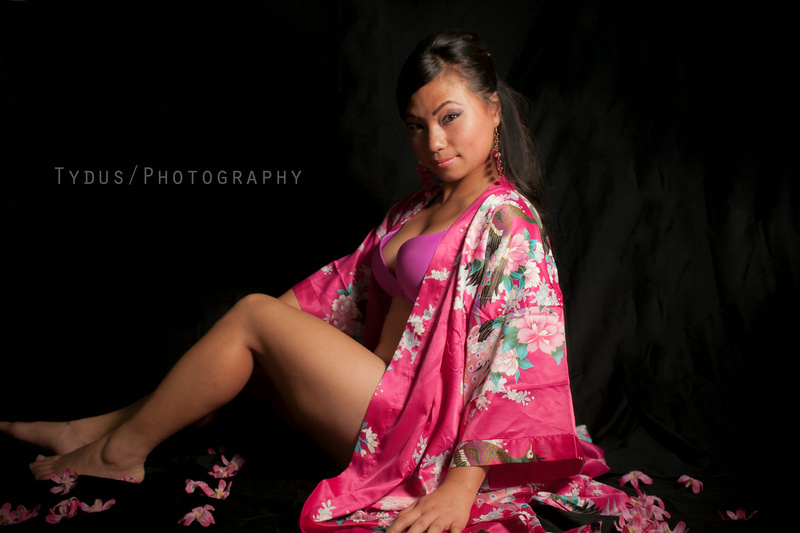 Female model photo shoot of Tracy Xiong