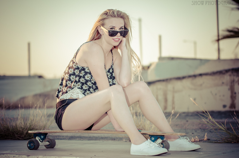 Female model photo shoot of AlliWizchek in Yuma, AZ