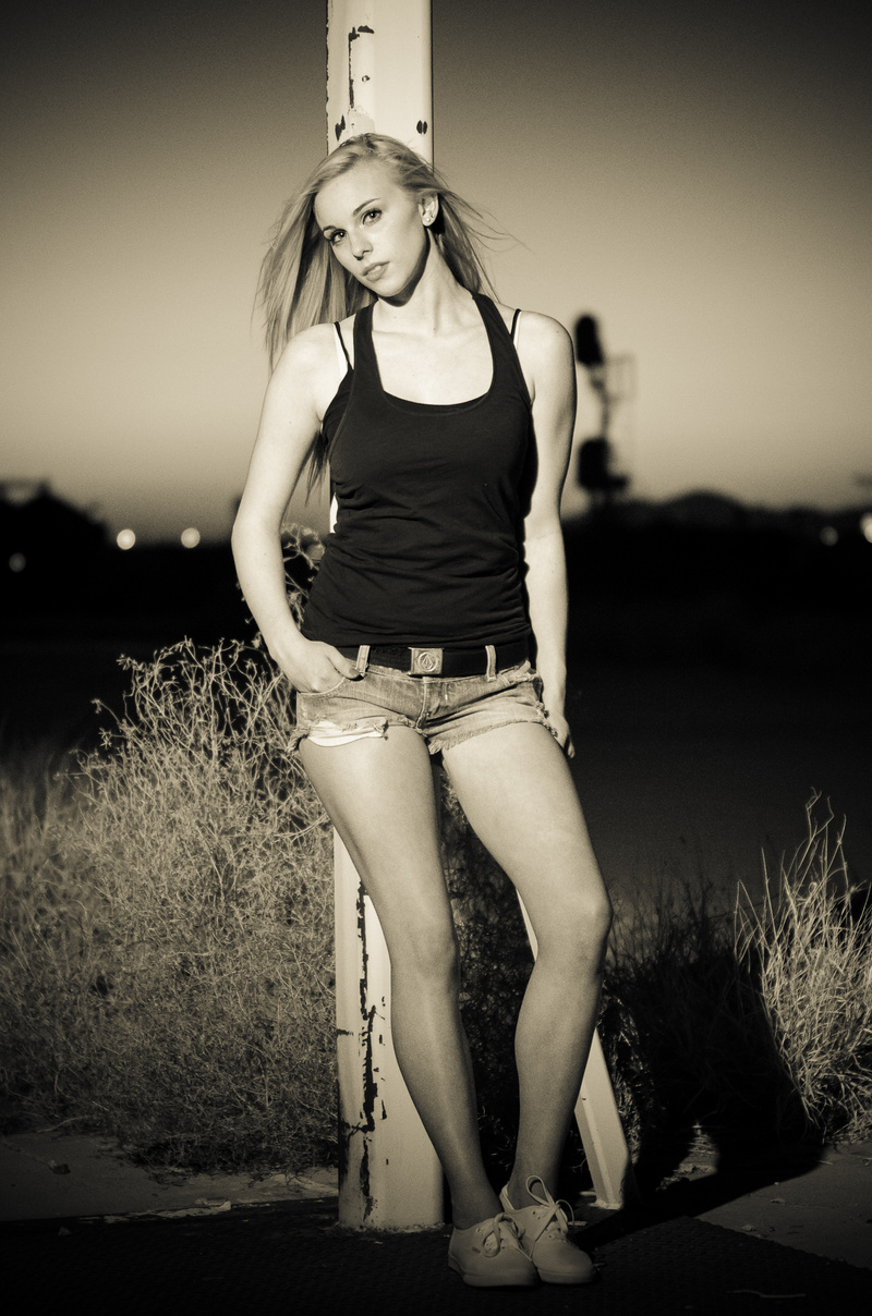 Female model photo shoot of AlliWizchek in Yuma, AZ