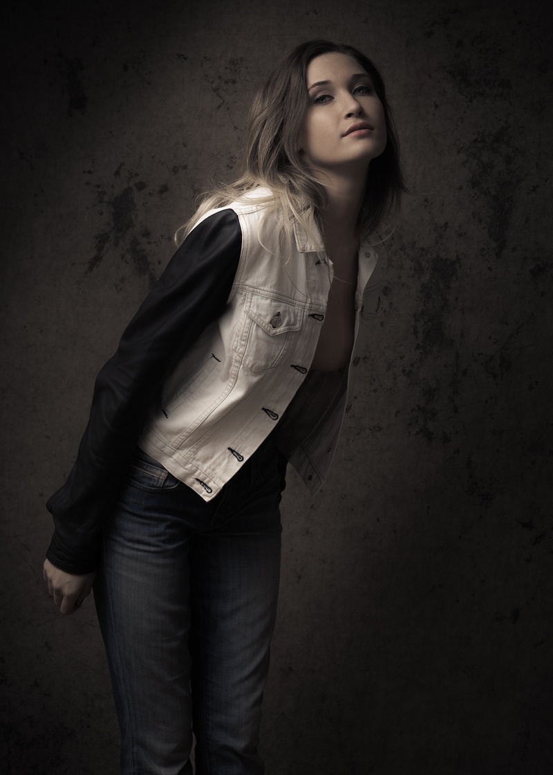 Female model photo shoot of Kassey Brokaw by 1212121