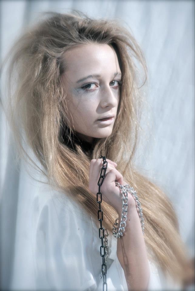 Female model photo shoot of Lexibishop