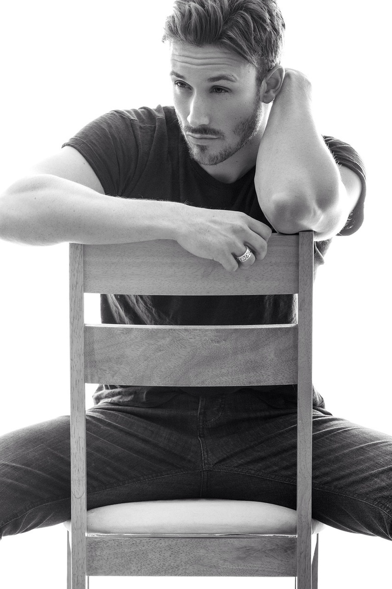 Male model photo shoot of Luke Boyden
