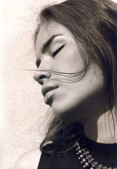 Female model photo shoot of Helen Forsyde
