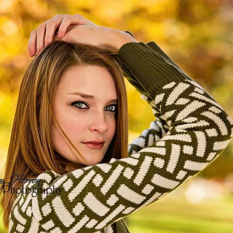 Female model photo shoot of oliviakatelyn in Tipton Indiana