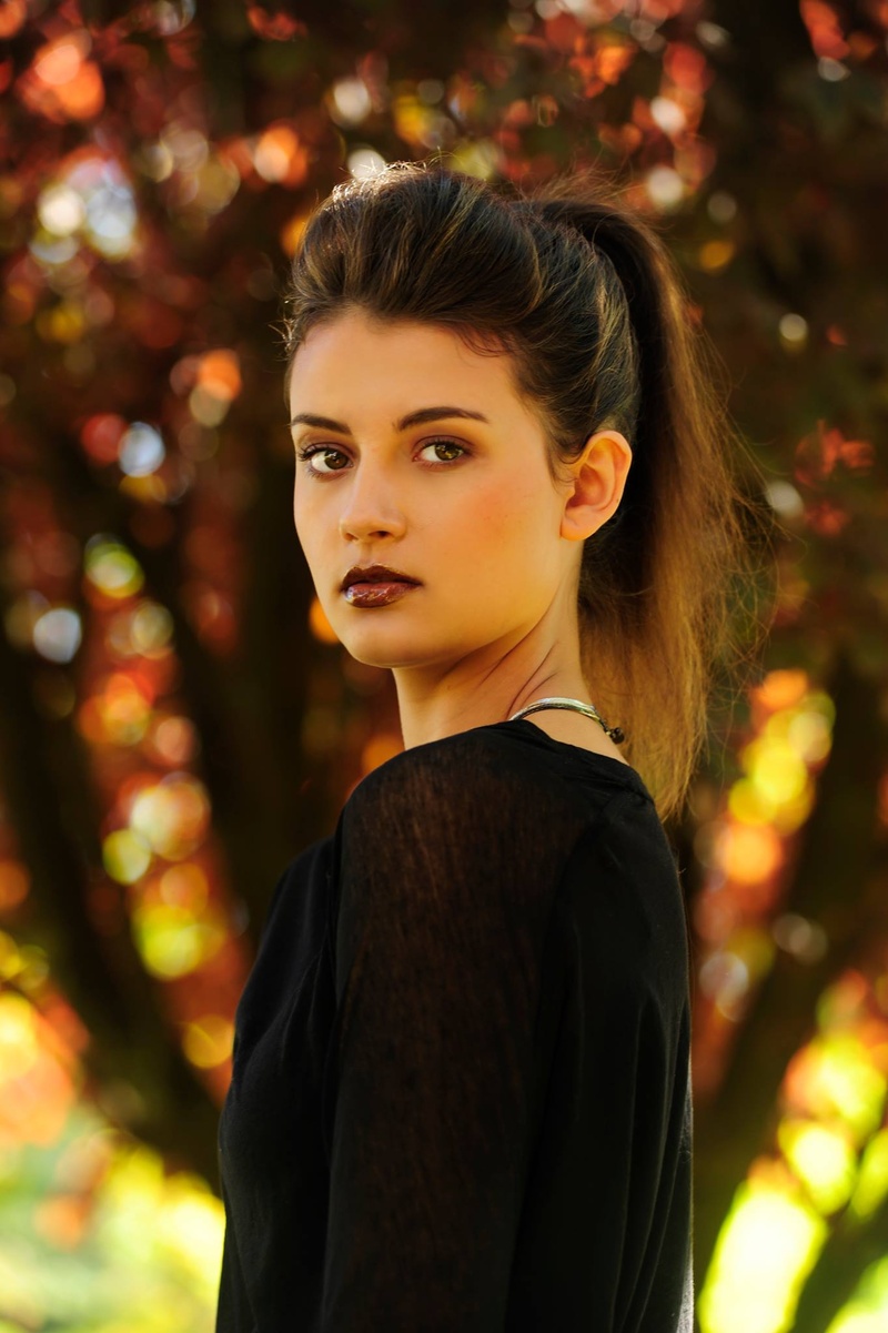 Female model photo shoot of Madison Daisy Hathaway by Kendra Barber