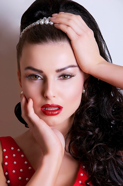 Female model photo shoot of Javeys Makeup Academy in luton