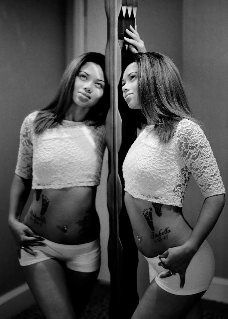Female model photo shoot of XxMandaRinxX by GGDN38