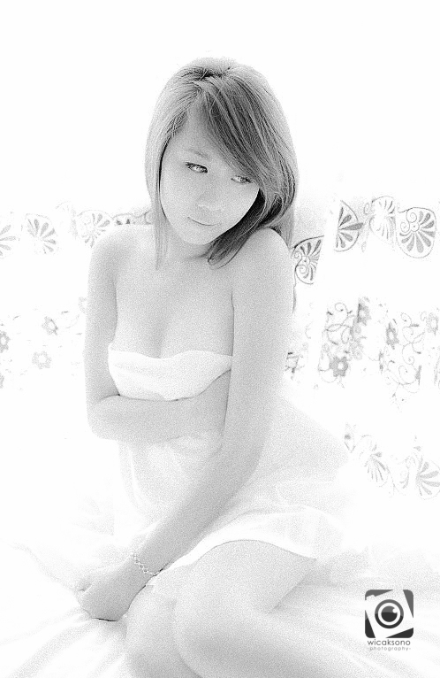 Female model photo shoot of Elin Chan in my room