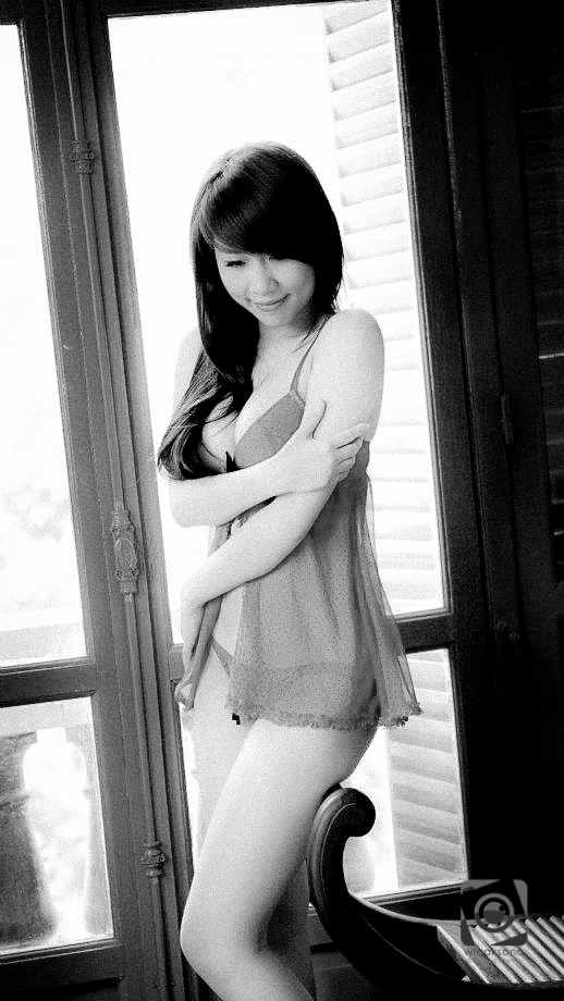Female model photo shoot of Elin Chan in My Home
