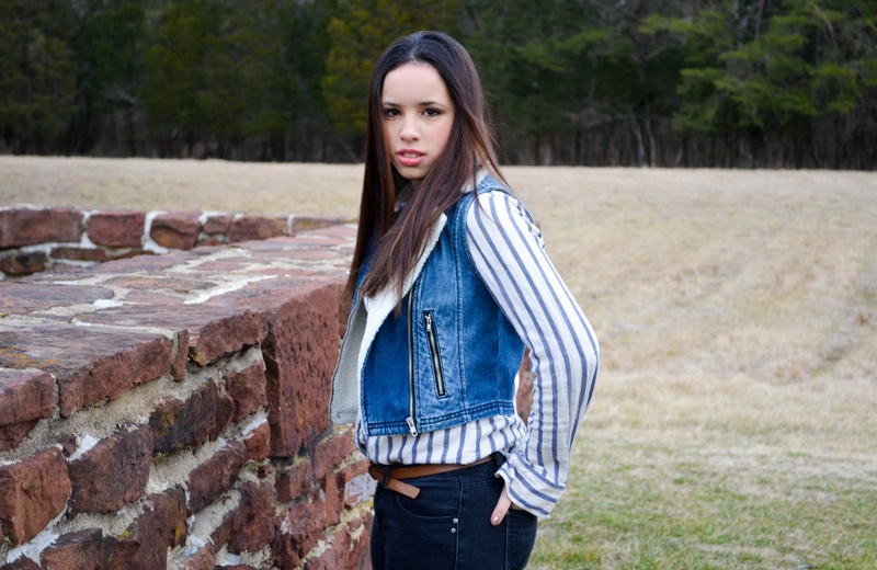Female model photo shoot of Ariana Velazquez in Northern Virginia