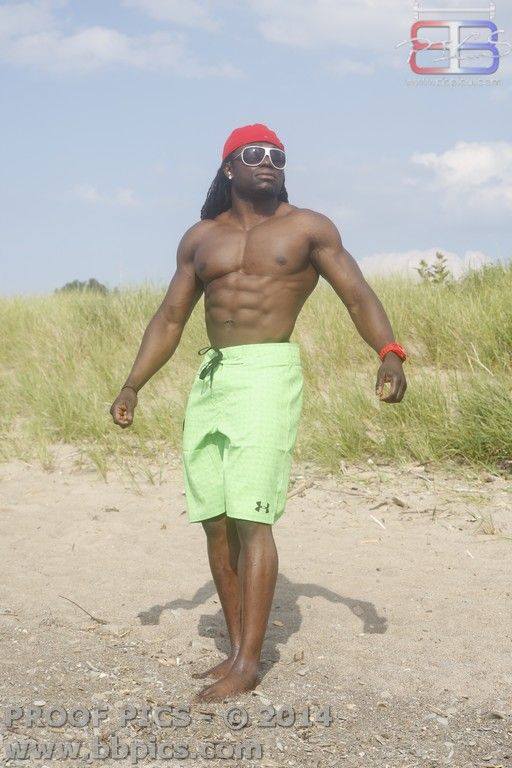 Male model photo shoot of cpizzle34