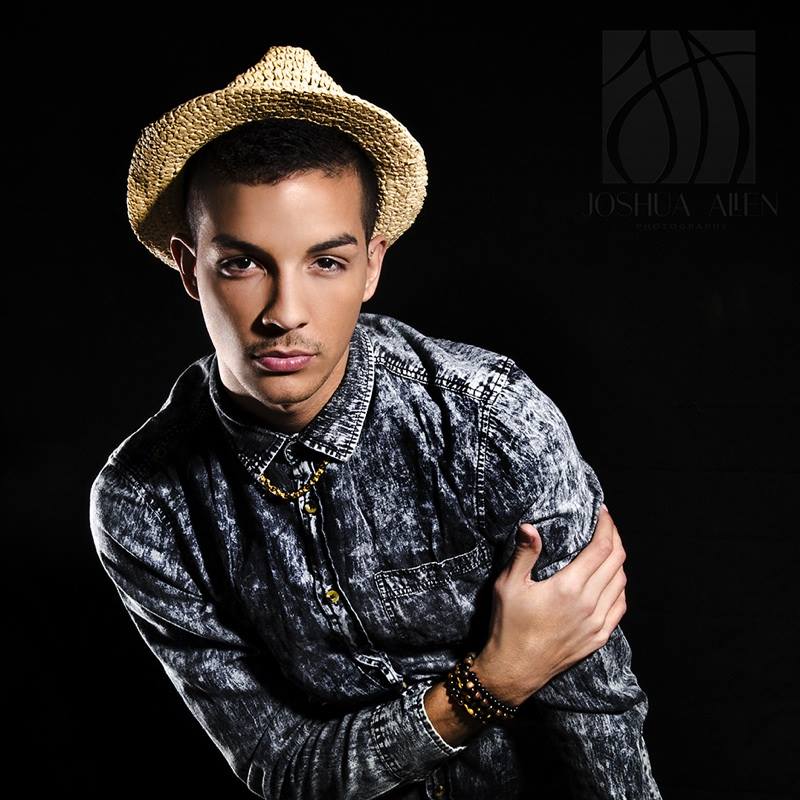 Male model photo shoot of Alex Gonzalez