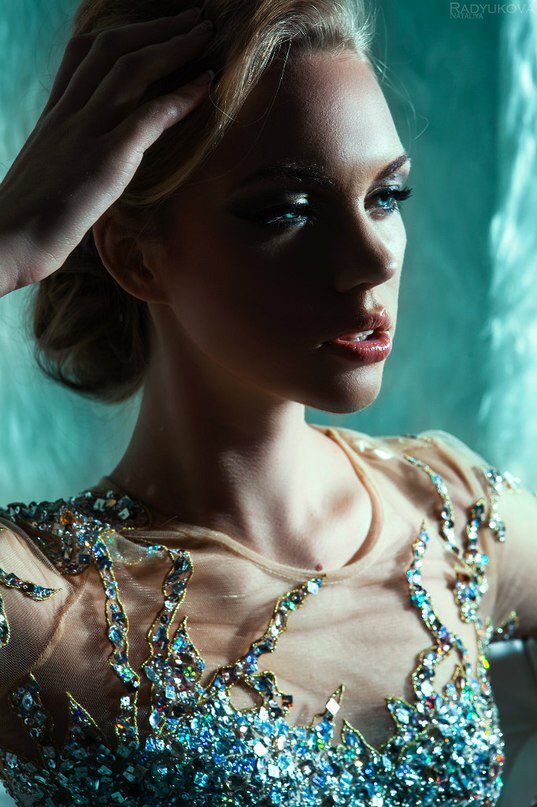 Female model photo shoot of Natalia Radyukova