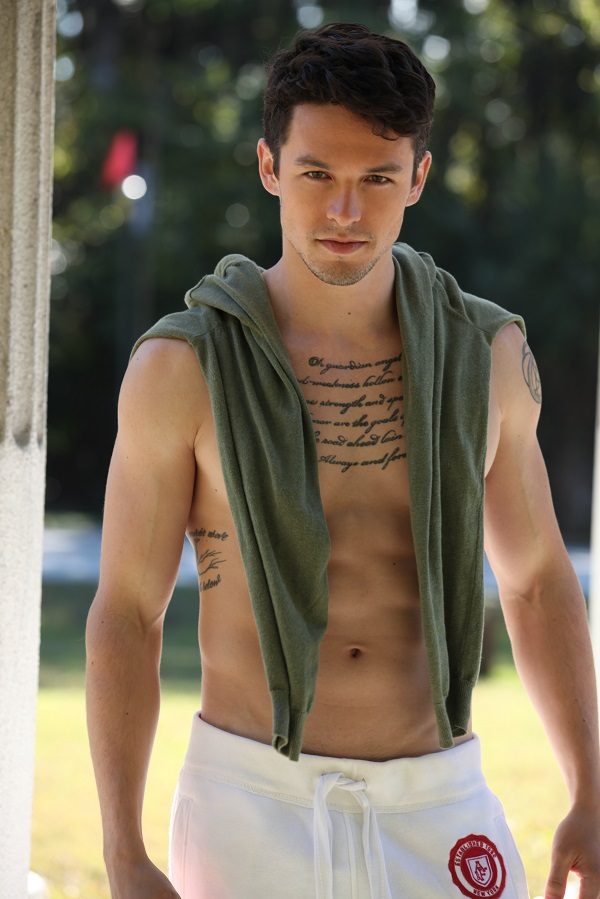 Male model photo shoot of Kyle Stirling