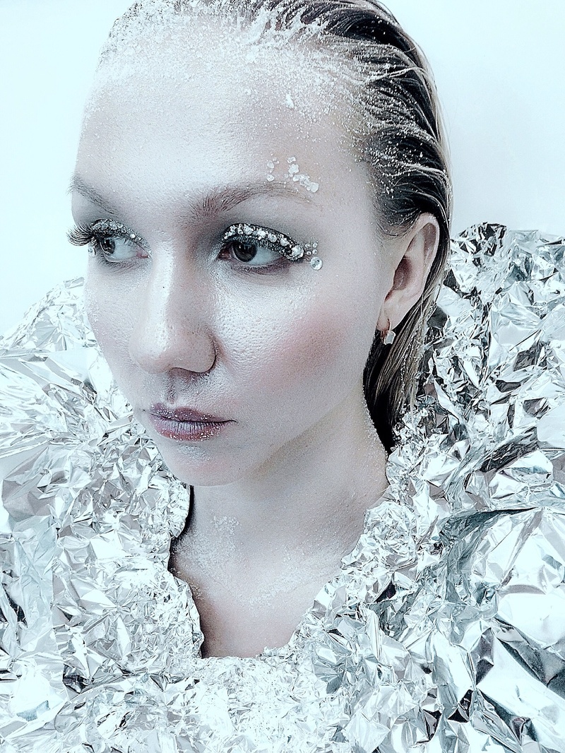 Female model photo shoot of Olga Yermalovich