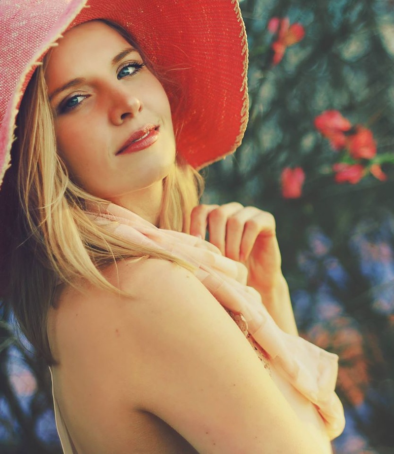Female model photo shoot of Lorilyn Prestidge by Anya Al