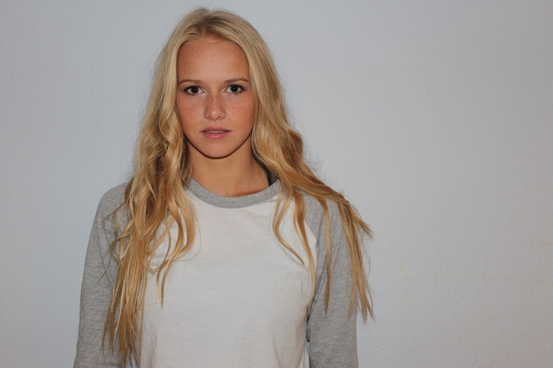 Female model photo shoot of HannaLjungholm