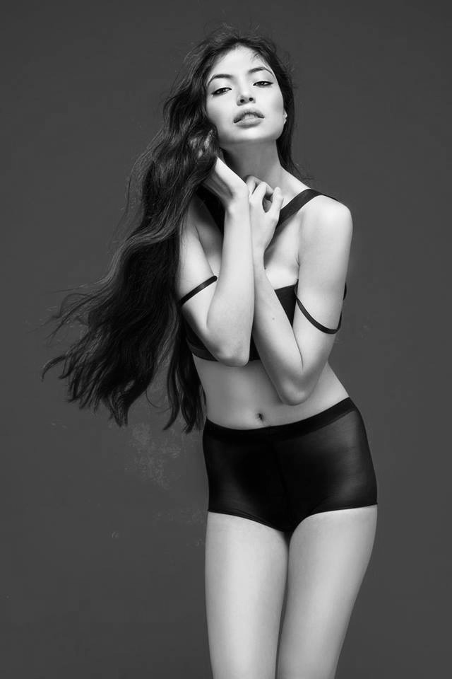Female model photo shoot of Stephie Serrano
