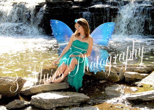 Female model photo shoot of 3 Muses Photography in Waterfall Glenn