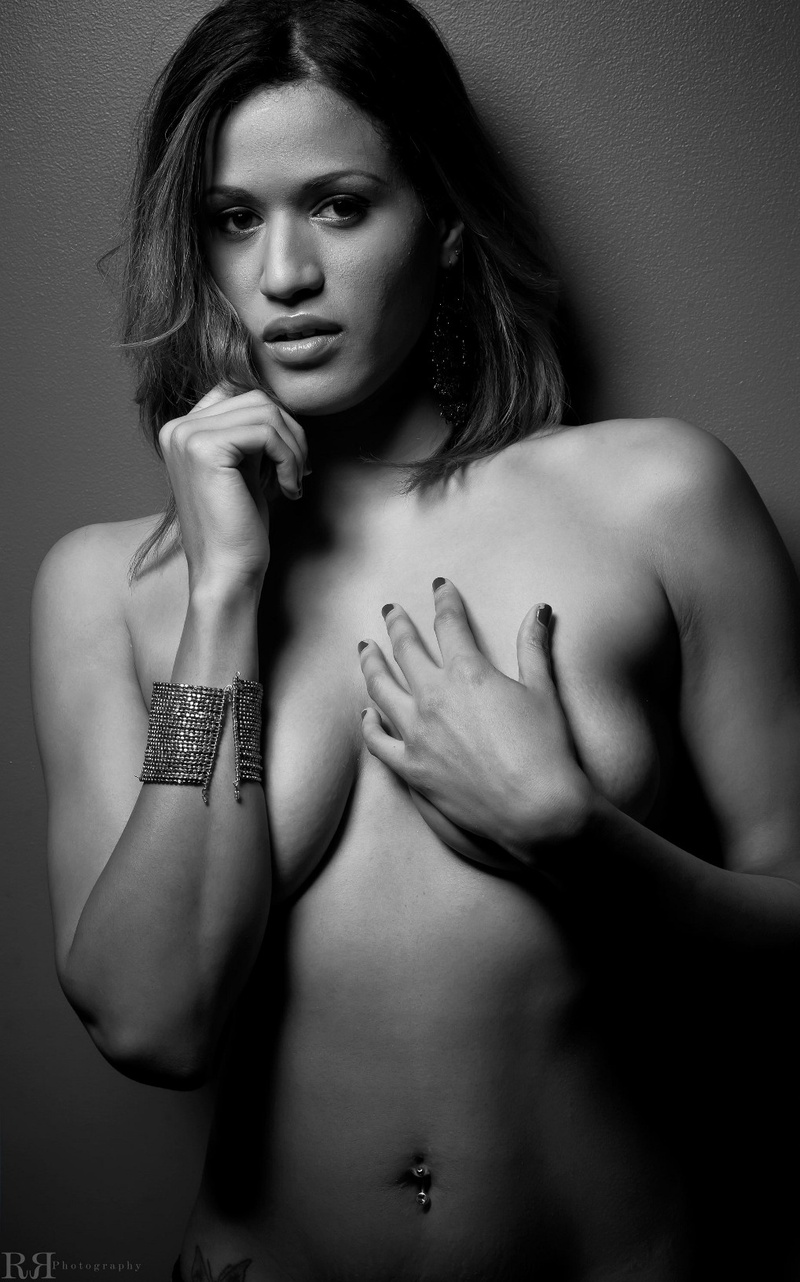 Female model photo shoot of Nicole Alex-andria by Double-R Photography VA