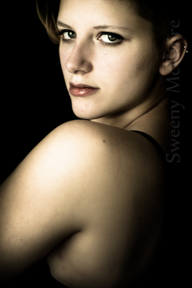 Female model photo shoot of Jessica Sweeny