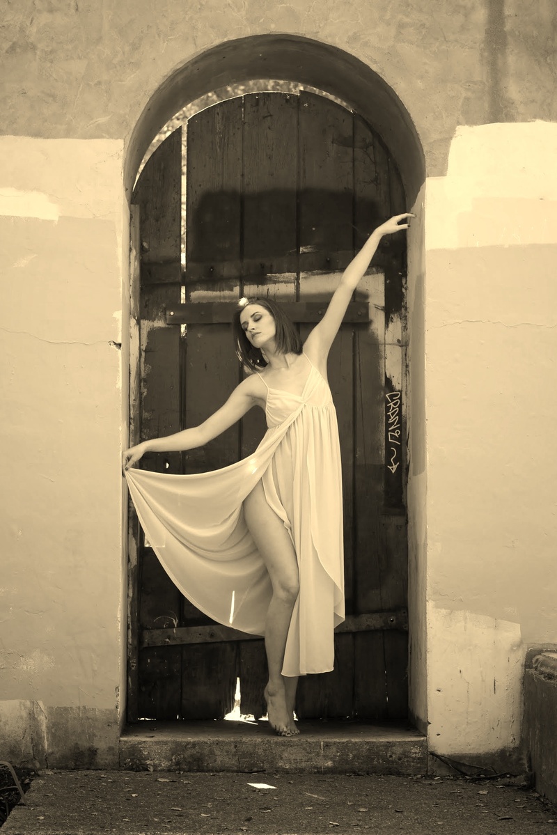 Female model photo shoot of -JenniferJones- by Studio La Donna