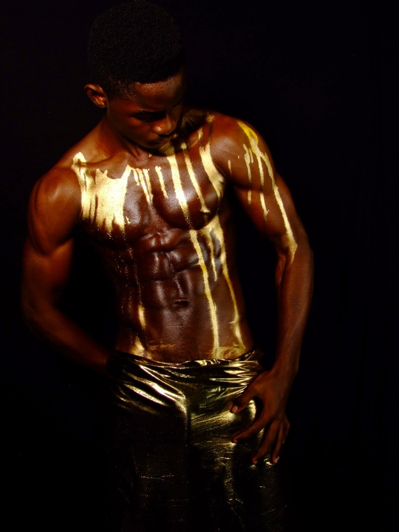 Male model photo shoot of Dapo by brian selway