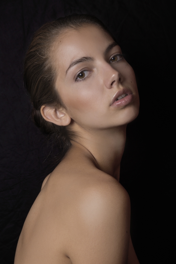 Female model photo shoot of Morgan Parker