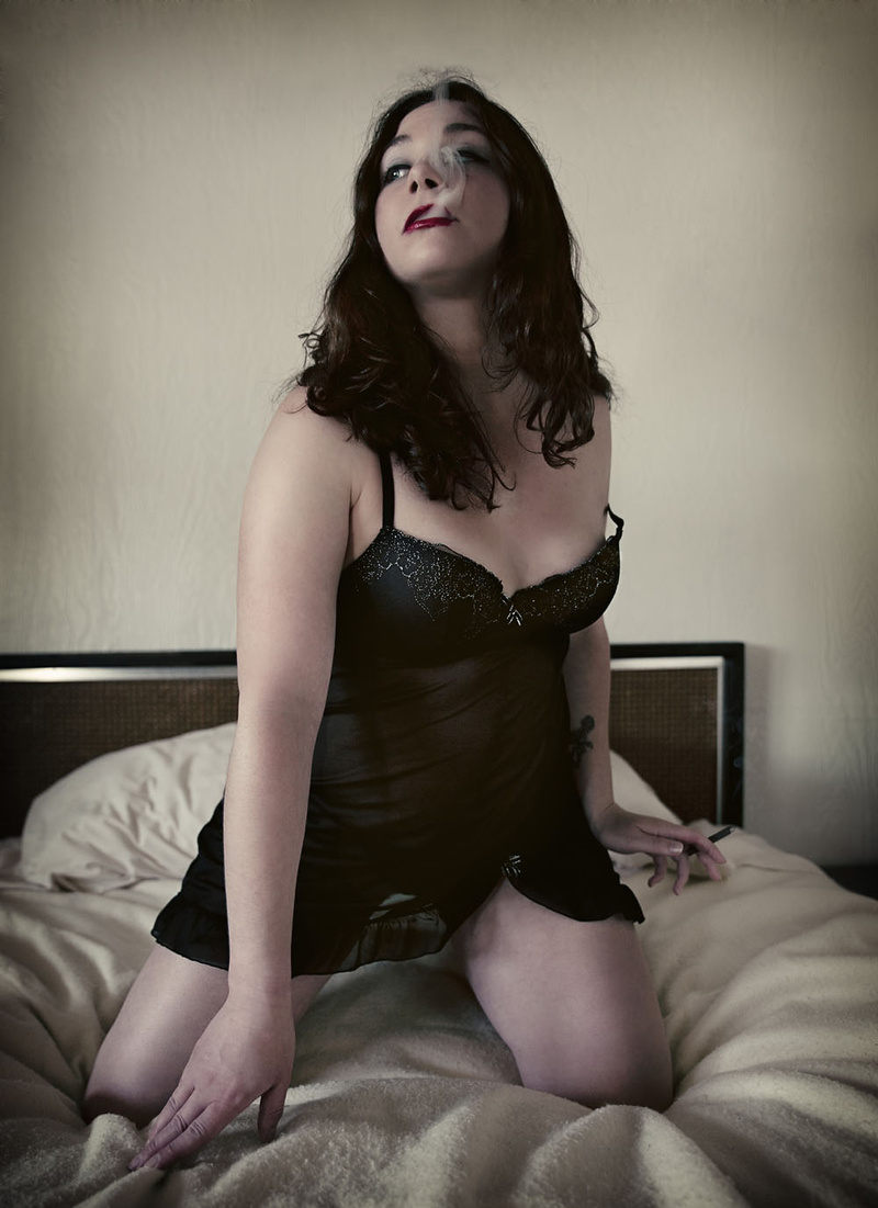 Female model photo shoot of Lauren Ferrara Photos