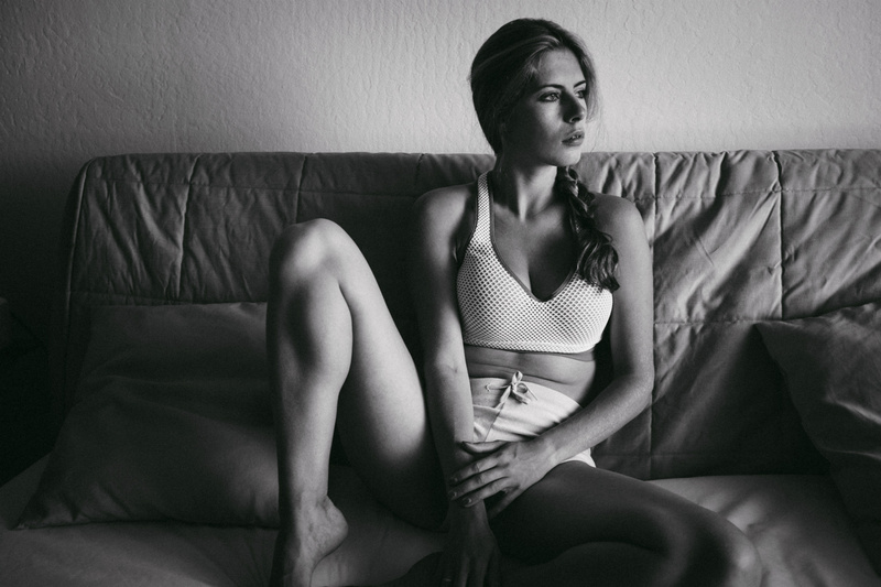 Female model photo shoot of mashamaniya by Jon Macapodi