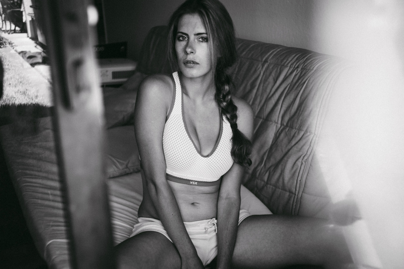 Female model photo shoot of mashamaniya by Jon Macapodi