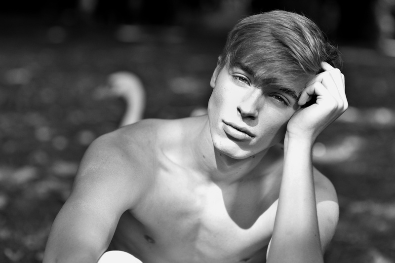 Male model photo shoot of Joseph Gray 