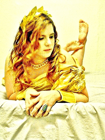 Female model photo shoot of Melissa Winchester